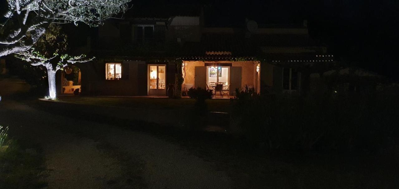 Le Mas Des Oliviers Puget-Ville Esterno foto
